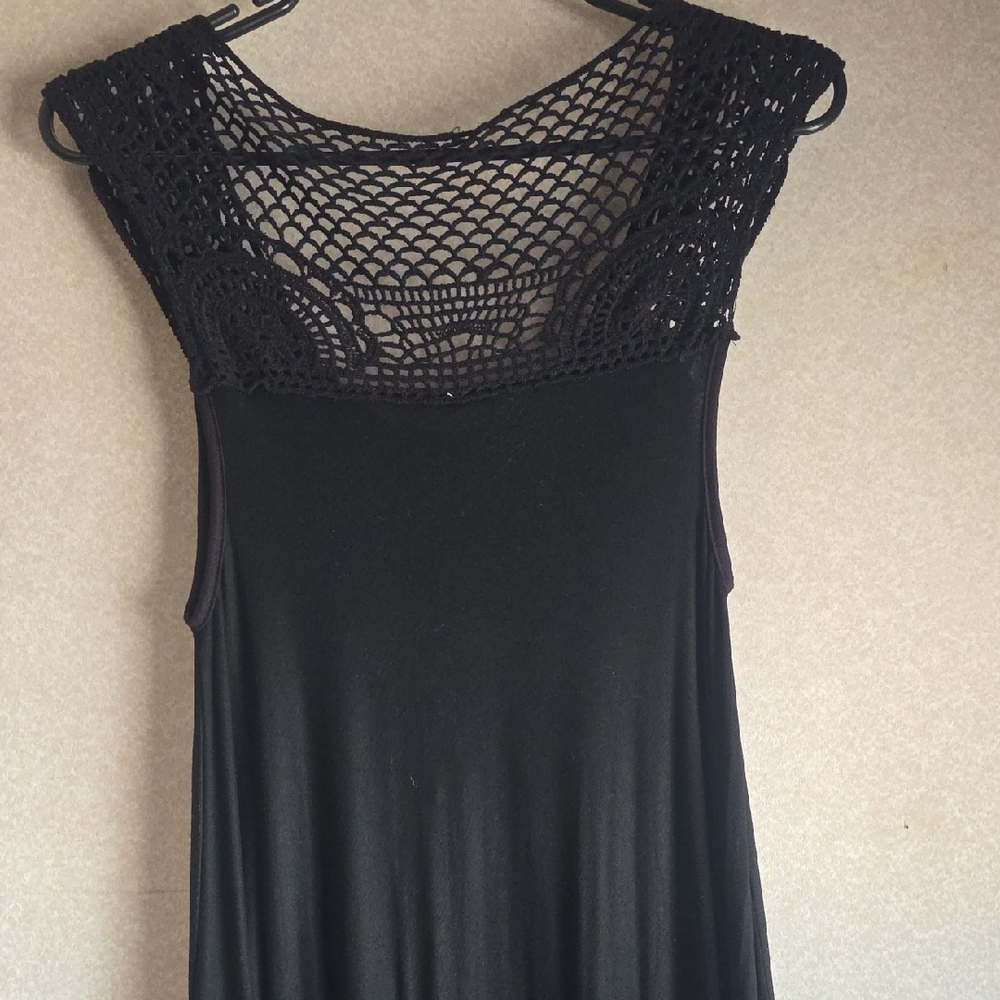 India Boutique Black Tank with Crocheted Yoke and White Boho Print - Picture 4 of 6
